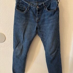 Levi's Straight Leg Blue Jeans
